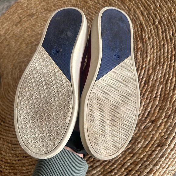 Rothy's Slip On Red Garnet Retired Sneaker 8.5 fall classic slip on casual - Picture 3 of 9